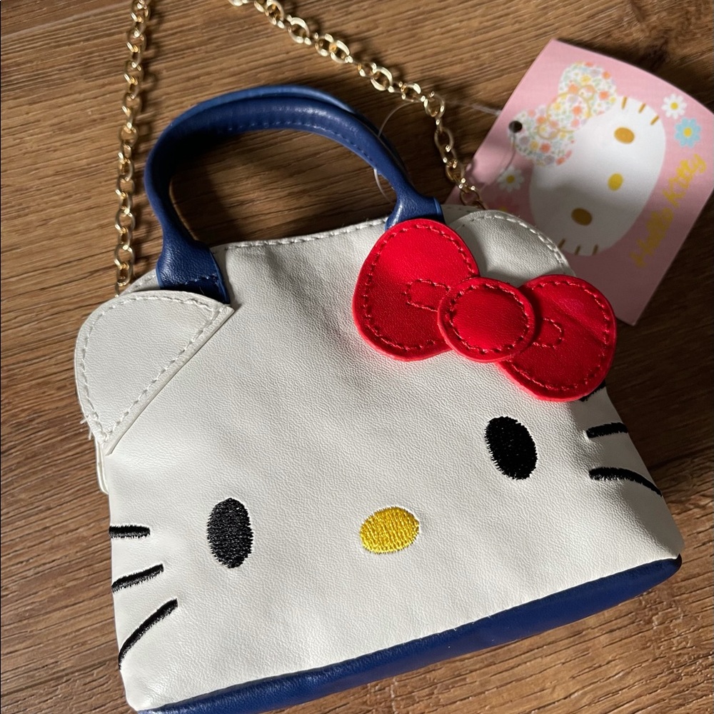 HELLO KITTY-NWT Mini Faux Leather Handbag - Picture 6 of 12